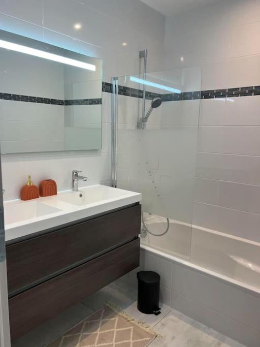 Maison Neuve De Standing 150 M2 Croix-Chapeau ภายนอก รูปภาพ